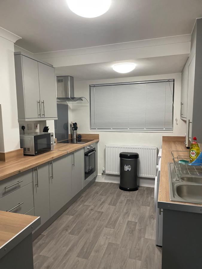 Comfy Home For Contractors And Families With Free Parking - Sage View Aldershot Kültér fotó