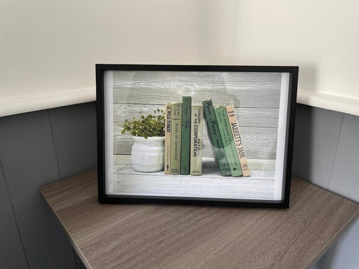 Comfy Home For Contractors And Families With Free Parking - Sage View Aldershot Kültér fotó