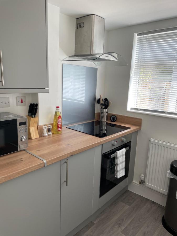 Comfy Home For Contractors And Families With Free Parking - Sage View Aldershot Kültér fotó