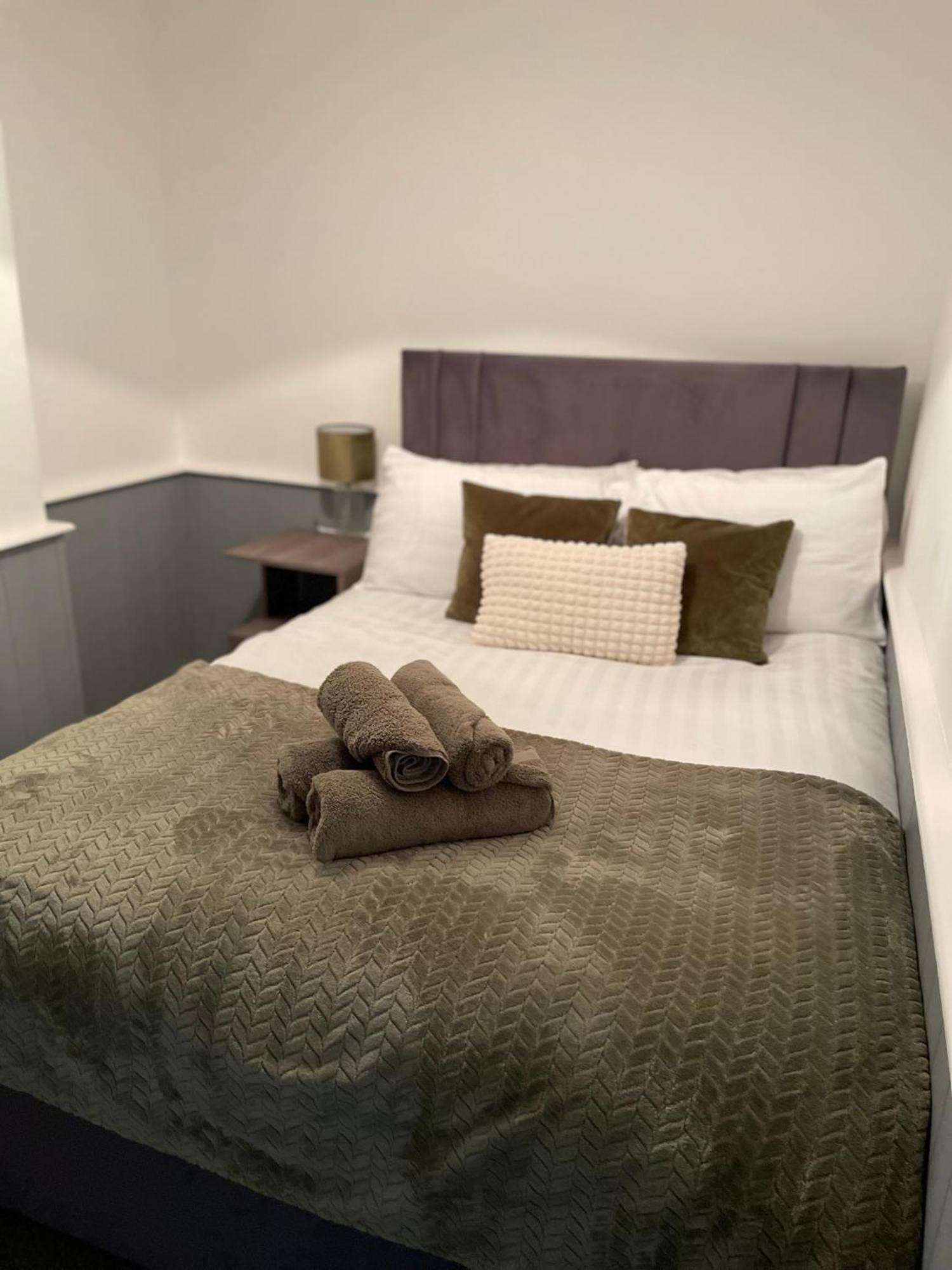 Comfy Home For Contractors And Families With Free Parking - Sage View Aldershot Kültér fotó